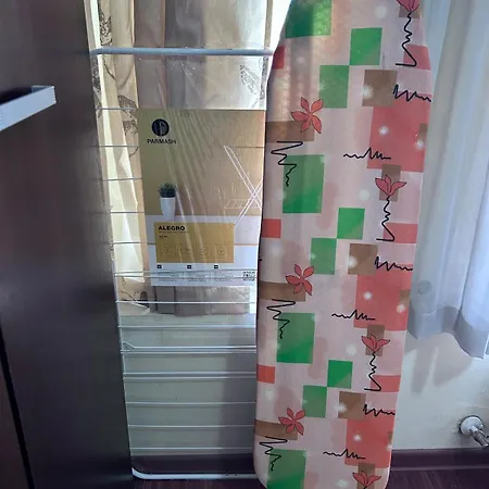 Two Bed Flat With Shared Indoor Swimming Pool דירה